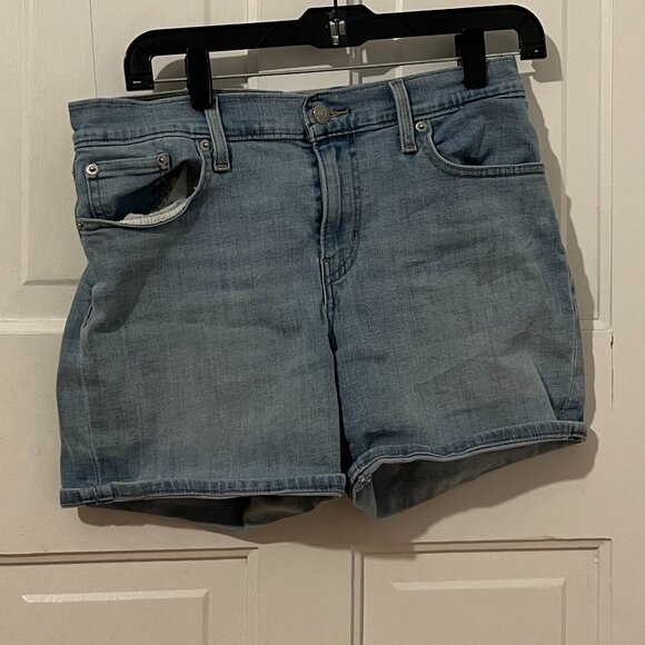 Levi Mid Length Shorts - Picture 2 of 9